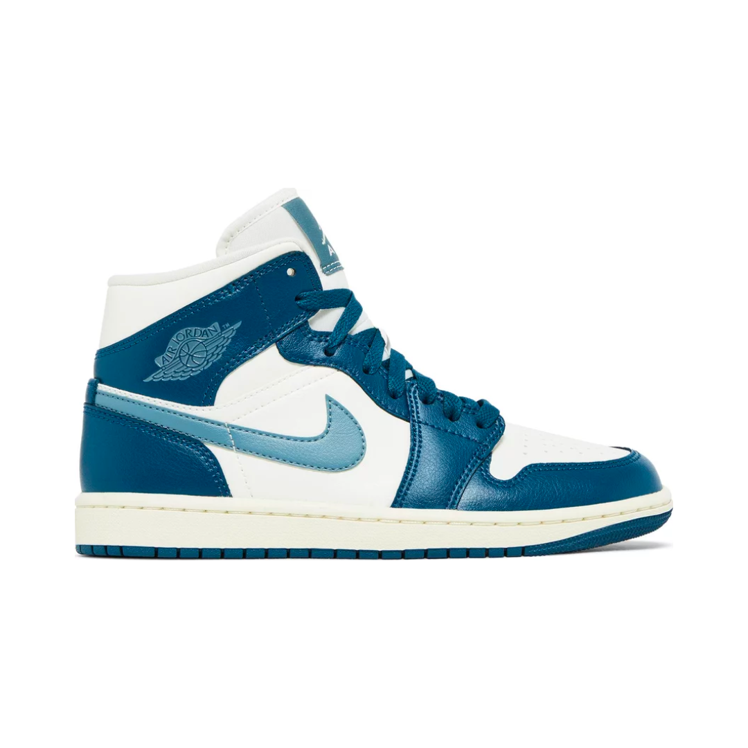 Air Jordan 1 Mid 'Sky J French Blue'