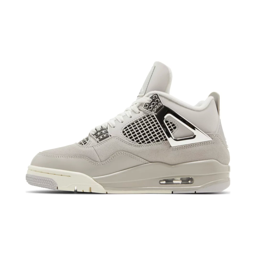 Air Jordan 4 Retro 'Frozen Moments'
