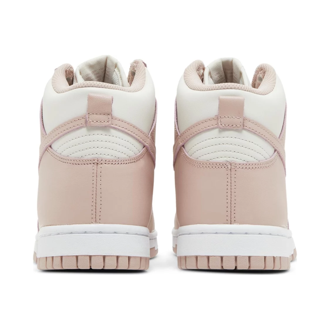 Wmns Dunk High 'Pink Oxford'