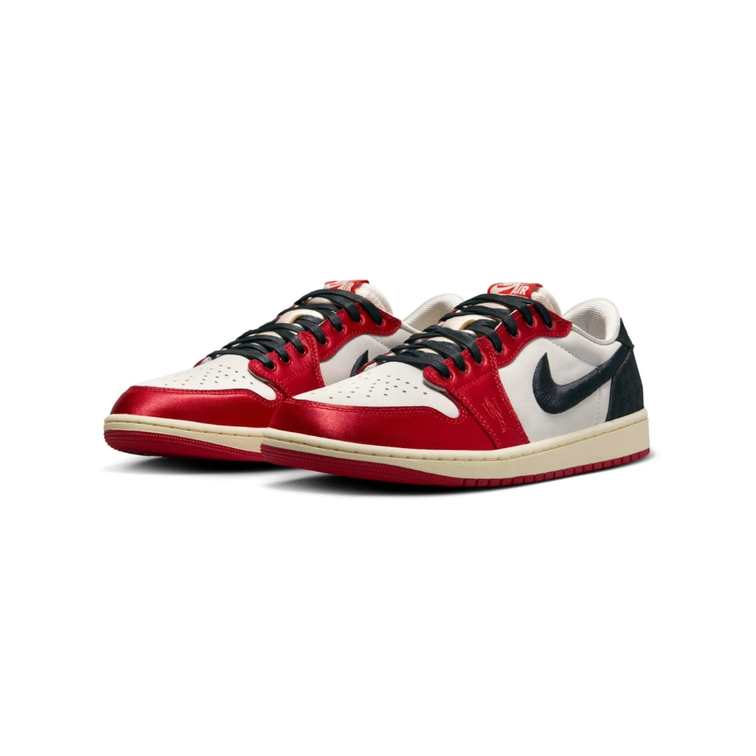 Trophy Room x Air Jordan 1 Retro Low OG SP 'Rookie Card - Away'