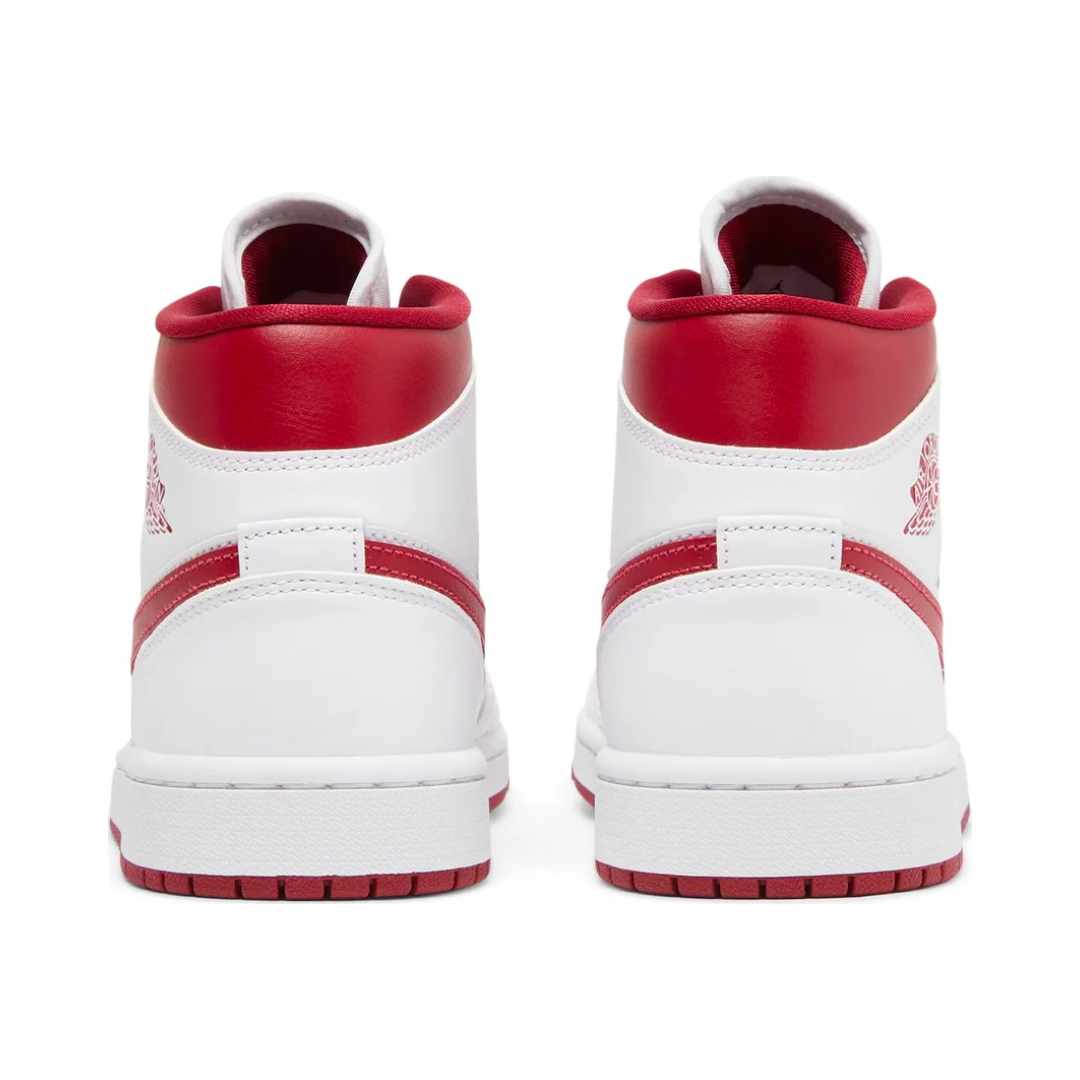 Air Jordan 1 Mid Reverse Chicago Toe