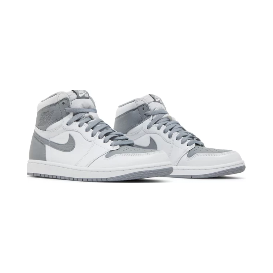 Air Jordan 1 Retro High OG ‘Stealth’