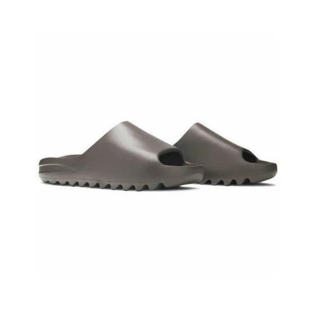 Yeezy Slides 'Soot'